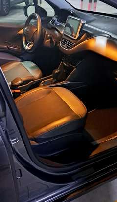 PEUGEOT-2008-2020