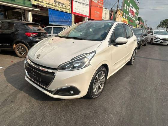 PEUGEOT 208 1.6 GRIFFE 16V FLEX 4P AUTOMÁTICO