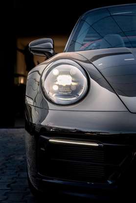 PORSCHE-911-2023