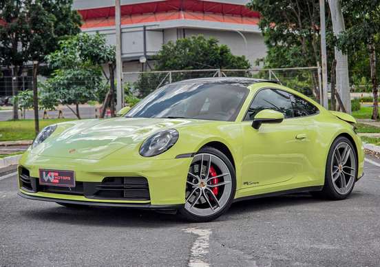 PORSCHE-911-2025