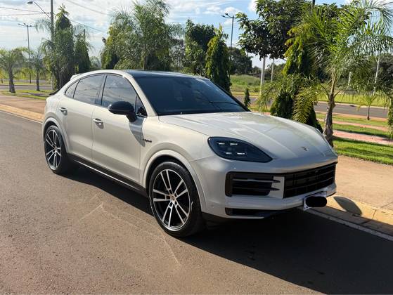 PORSCHE CAYENNE 3.0 V6 E-HYBRID COUPÉ AWD TIPTRONIC S