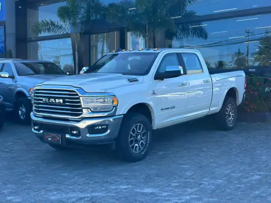 RAM-3500-6.7 I6 TURBO DIESEL LIMITED LONGHORN CD 4X4 AUTOMÁTICO RAM-3500-2022