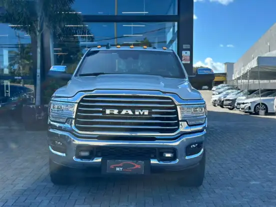 RAM-3500-6.7 I6 TURBO DIESEL LIMITED LONGHORN CD 4X4 AUTOMÁTICO RAM-3500-2022