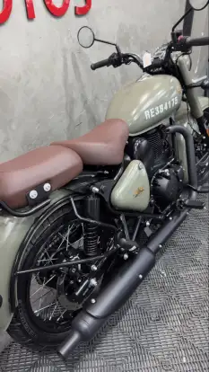 ROYAL ENFIELD-CLASSIC 350-2025