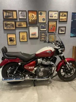 ROYAL ENFIELD METEOR 650 CELESTIAL 