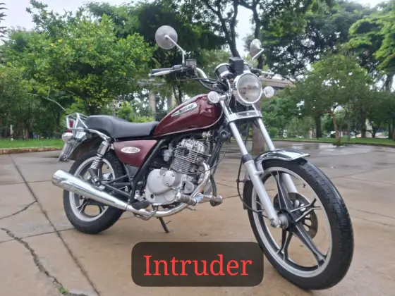 SUZUKI INTRUDER 125 