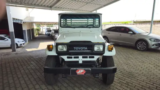 TOYOTA-BANDEIRANTE-3.7 BJ50LV 4X4 TETO RIGIDO DIESEL 2P MANUAL TOYOTA-BANDEIRANTE-1992