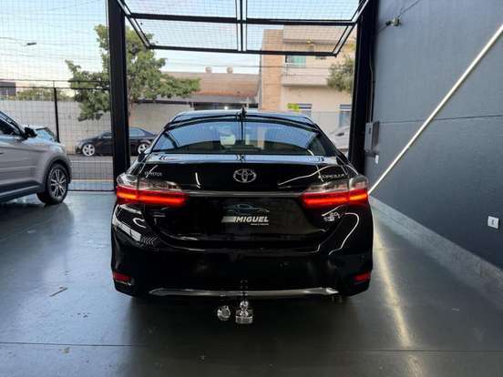 TOYOTA-COROLLA-2017