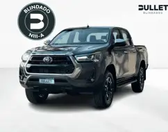 TOYOTA HILUX 2.8 D-4D TURBO DIESEL CD SRX 4X4 AUTOMÁTICO TOYOTA HILUX 2.8 D-4D TURBO DIESEL CD SRX 4X4 AUTOMÁTICO