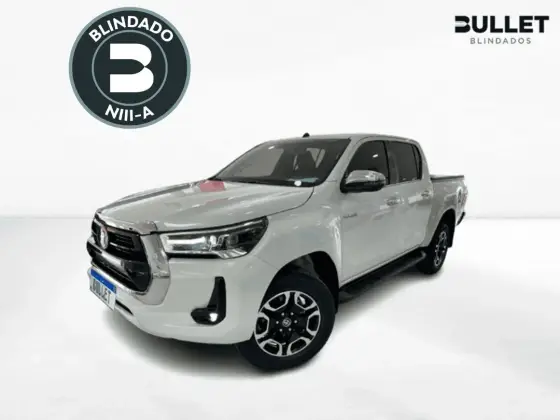 TOYOTA HILUX 2.8 D-4D TURBO DIESEL CD SRX 4X4 AUTOMÁTICO TOYOTA HILUX 2.8 D-4D TURBO DIESEL CD SRX 4X4 AUTOMÁTICO