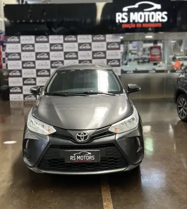 TOYOTA YARIS 1.5 16V FLEX SEDAN XL LIVE MULTIDRIVE