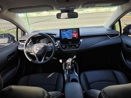 TOYOTA-COROLLA-2025
