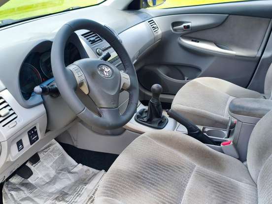 TOYOTA-COROLLA-1.8 XLI 16V FLEX 4P MANUAL TOYOTA-COROLLA-2009