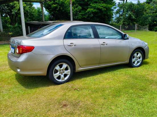 TOYOTA-COROLLA-2009
