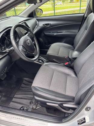 TOYOTA-YARIS-2022
