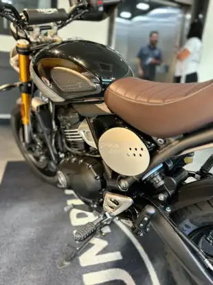 TRIUMPH-SCRAMBLER 400 X-2026