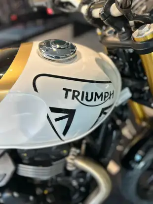 TRIUMPH-SPEED 400-2026
