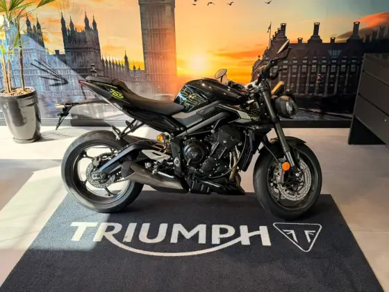 TRIUMPH STREET TRIPLE RS ABS 