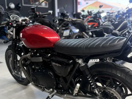TRIUMPH-STREET TWIN TRIUMPH-STREET TWIN-2017