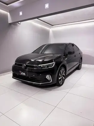 VOLKSWAGEN VIRTUS 1.0 200 TSI HIGHLINE AUTOMÁTICO