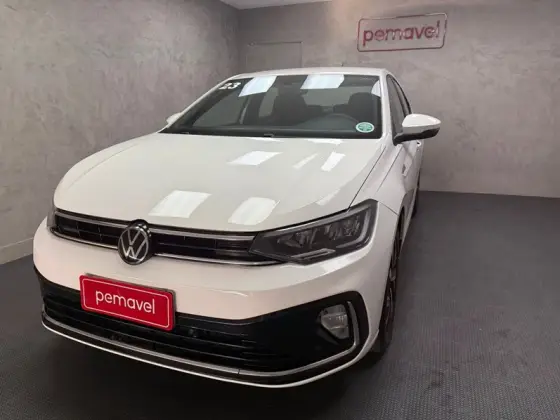 VOLKSWAGEN VIRTUS 1.0 200 TSI HIGHLINE AUTOMÁTICO