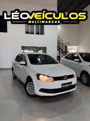 VOLKSWAGEN-VOYAGE-2016