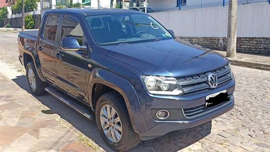 VOLKSWAGEN-AMAROK-2010