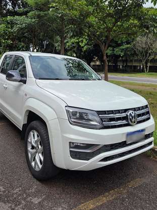 VOLKSWAGEN-AMAROK-2019