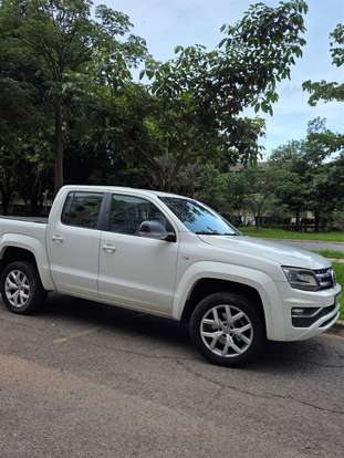 VOLKSWAGEN-AMAROK-2019