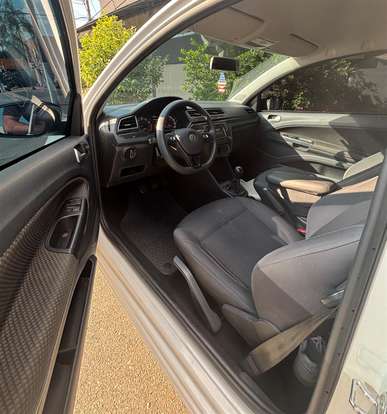 VOLKSWAGEN-SAVEIRO-2023