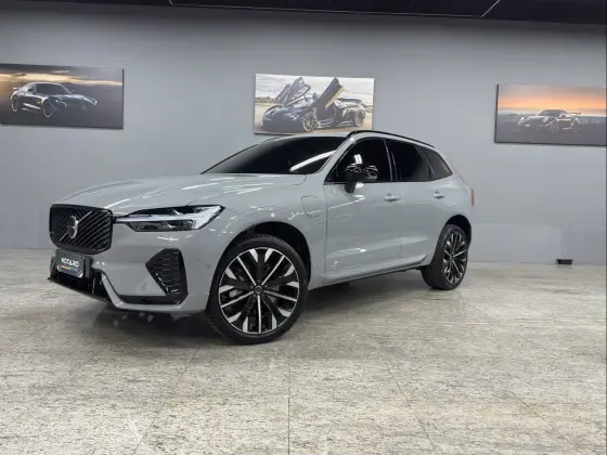 VOLVO XC60 2.0 T8 PHEV ULTRA DARK AWD GEARTRONIC