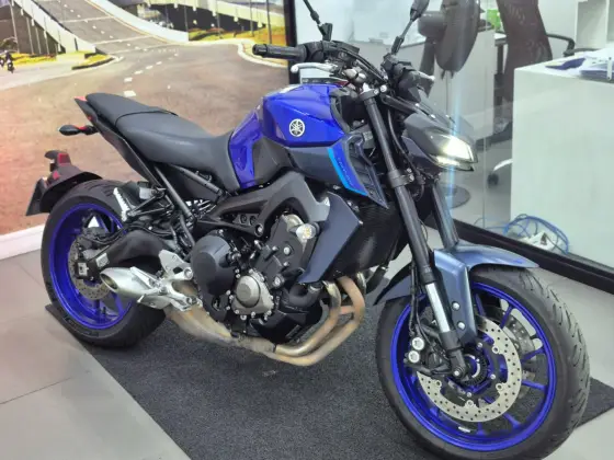 YAMAHA MT-09 