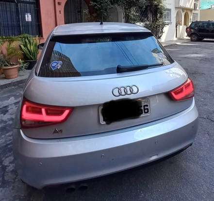 AUDI-A1-2011