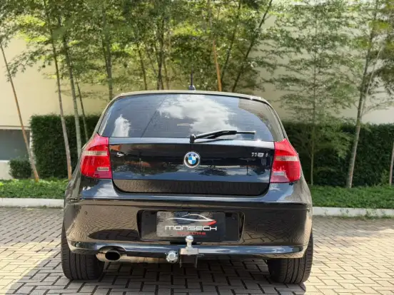 BMW-118i-2.0 UE71 16V GASOLINA 4P AUTOMÁTICO BMW-118i-2011