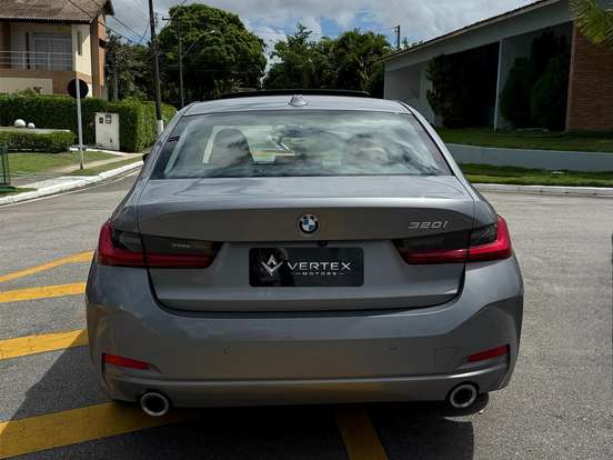 BMW-320i-2.0 16V TURBO FLEX SPORT GP AUTOMÁTICO BMW-320i-2024