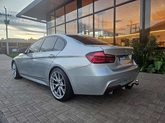 BMW-320i-2.0 M SPORT GP 16V TURBO ACTIVE FLEX 4P AUTOMÁTICO BMW-320i-2018
