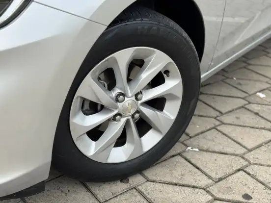 CHEVROLET-ONIX-2022
