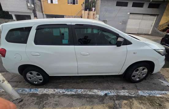 CHEVROLET-SPIN-2023