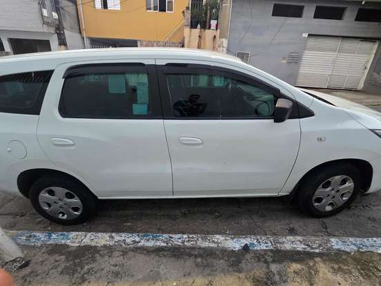 CHEVROLET-SPIN-1.8 LS 8V FLEX 4P MANUAL CHEVROLET-SPIN-2023
