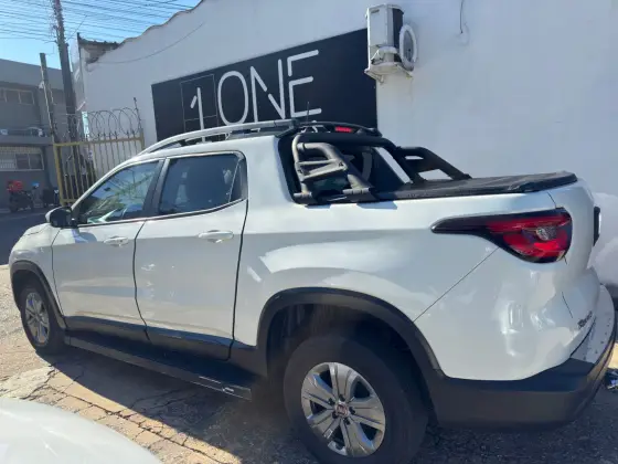 FIAT TORO 1.8 16V EVO FLEX FREEDOM AT6