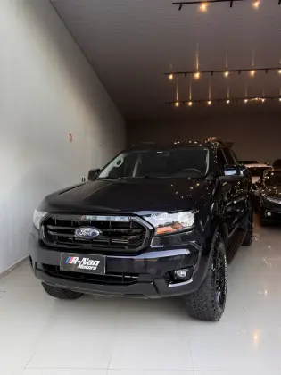 FORD RANGER 2.2 XLS 4X2 CD 16V DIESEL 4P AUTOMÁTICO
