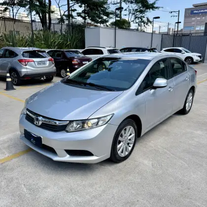 HONDA CIVIC 1.8 LXS 16V FLEX 4P AUTOMÁTICO