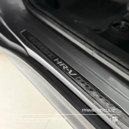 HONDA HR-V 1.8 16V FLEX TOURING 4P AUTOMÁTICO