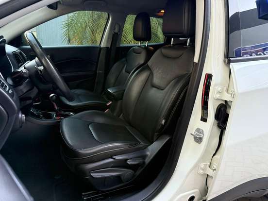 JEEP-COMPASS-2.0 16V FLEX LONGITUDE AUTOMÁTICO JEEP-COMPASS-2018