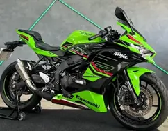 KAWASAKI NINJA ZX-4R KAWASAKI NINJA ZX-4R