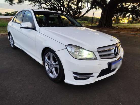 MERCEDES-BENZ-C 180-1.6 CGI SPORT 16V TURBO GASOLINA 4P AUTOMÁTICO MERCEDES-BENZ-C 180-2013
