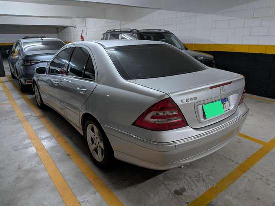 MERCEDES-BENZ-C 230-2.5 AVANTGARDE V6 24V GASOLINA 4P AUTOMÁTICO MERCEDES-BENZ-C 230-2006
