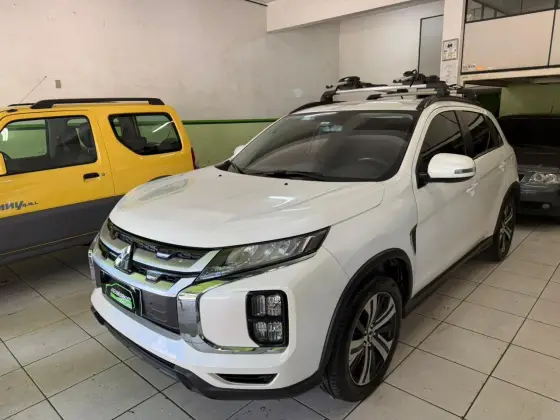 MITSUBISHI OUTLANDER SPORT 2.0 MIVEC FLEX HPE AWD AUTOMÁTICO