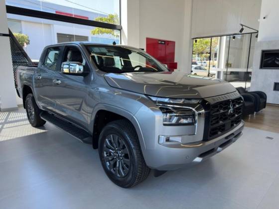 MITSUBISHI TRITON 2.4 BITURBO DIESEL CD HPE-S 4X4 AUTOMÁTICO