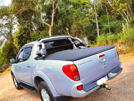 MITSUBISHI-L200 TRITON-3.5 HPE 4X4 CD V6 24V FLEX 4P AUTOMÁTICO MITSUBISHI-L200 TRITON-2013